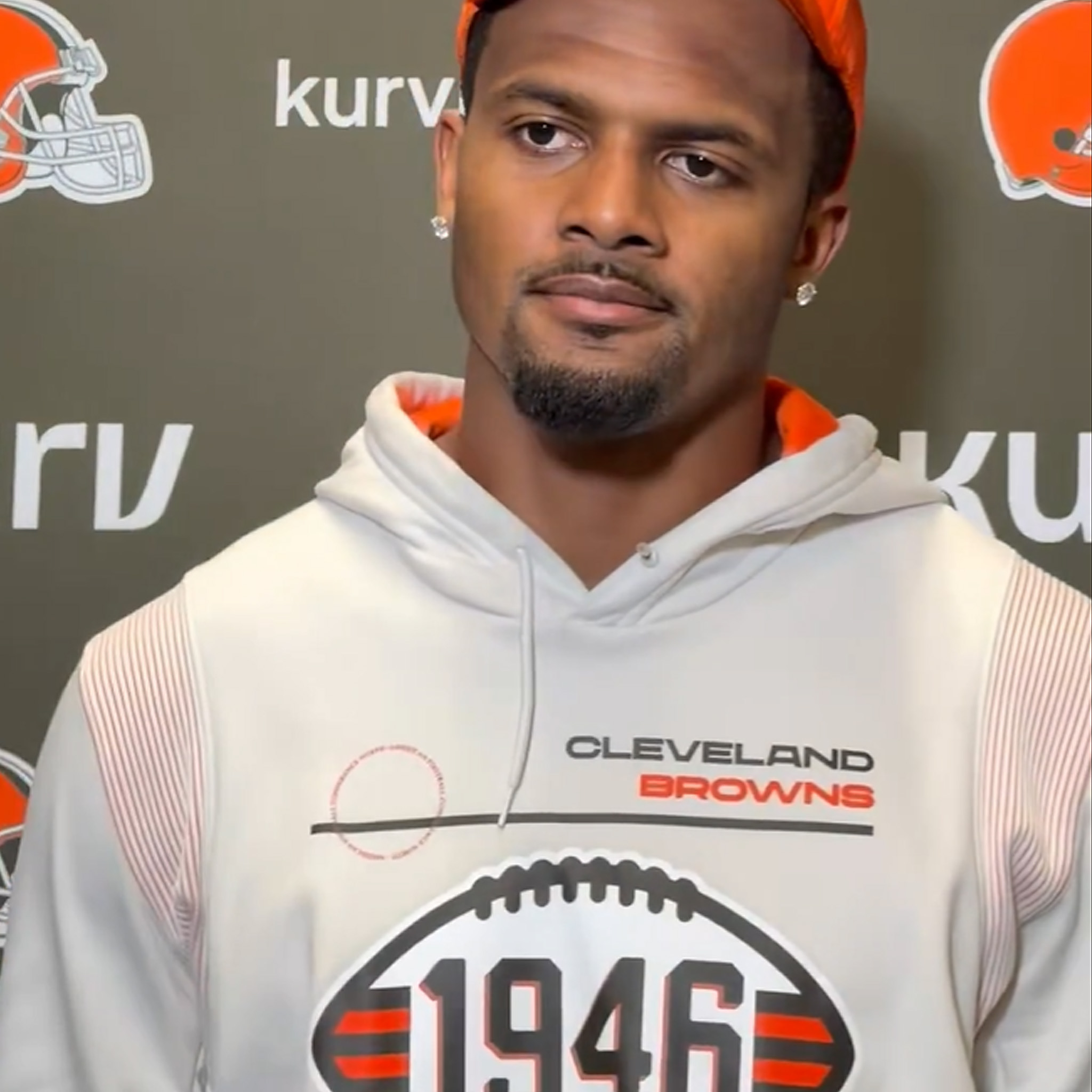 Deshaun Watson Cleveland Browns 1946 Hoodie 2 Deshaun Watson Cleveland Browns 1946 Short Sleeve Hoodie